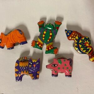 Vintage Wooden Hand Painted Animal Shaped Button Covers Set Of 5 Cat Frog Pig +